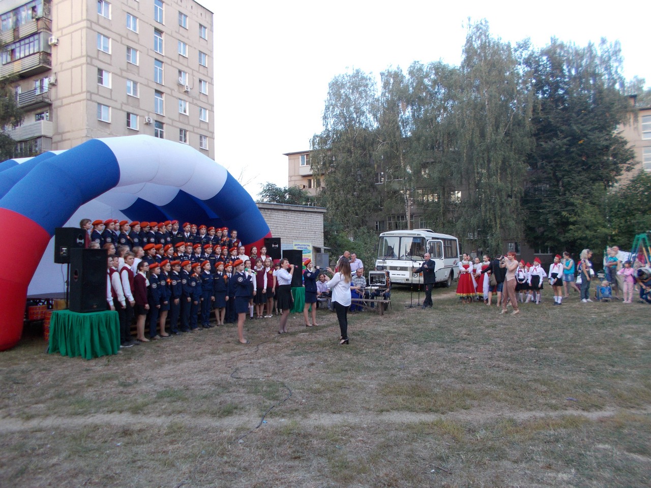 На улице Крупской прошел праздник двора 21.09.2018