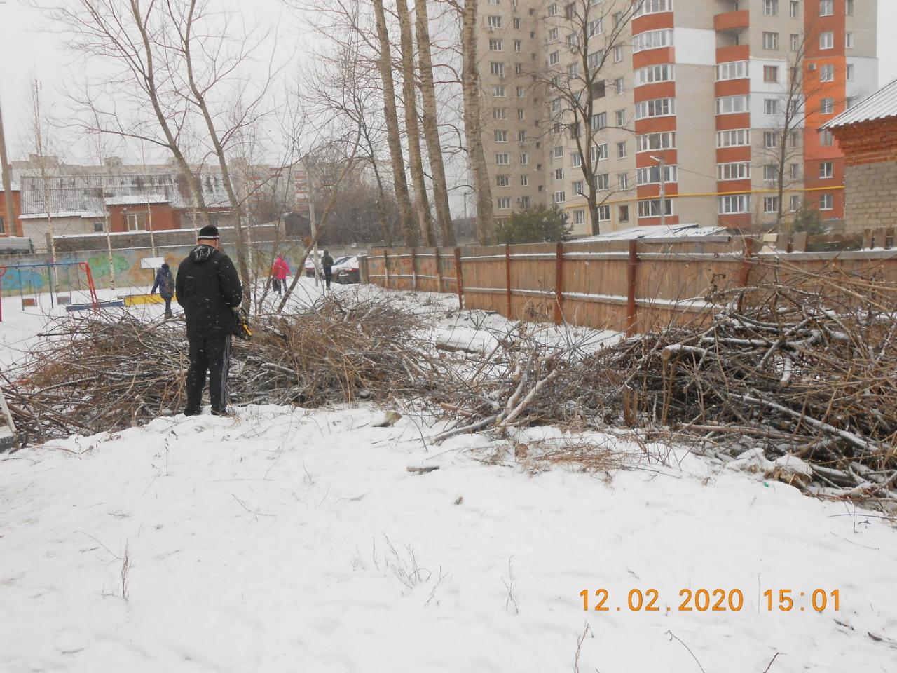 В Железнодорожном районе проведены работы по вырубке поросли