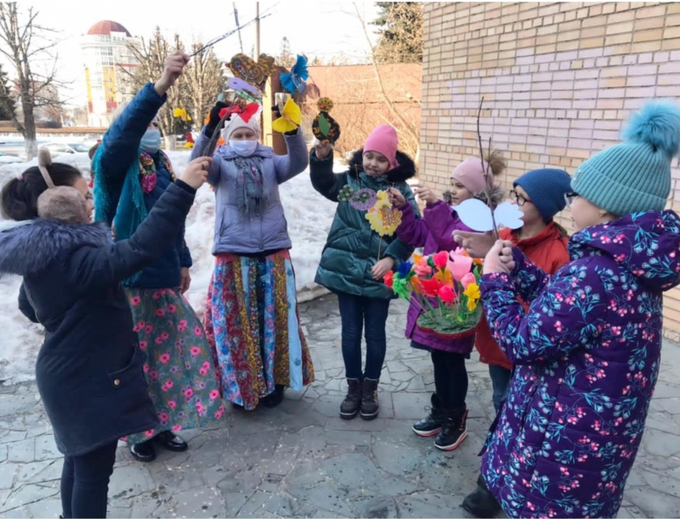 В Советском районе прошел фольклорный весенний праздник "Жаворонки" 22.03.2021