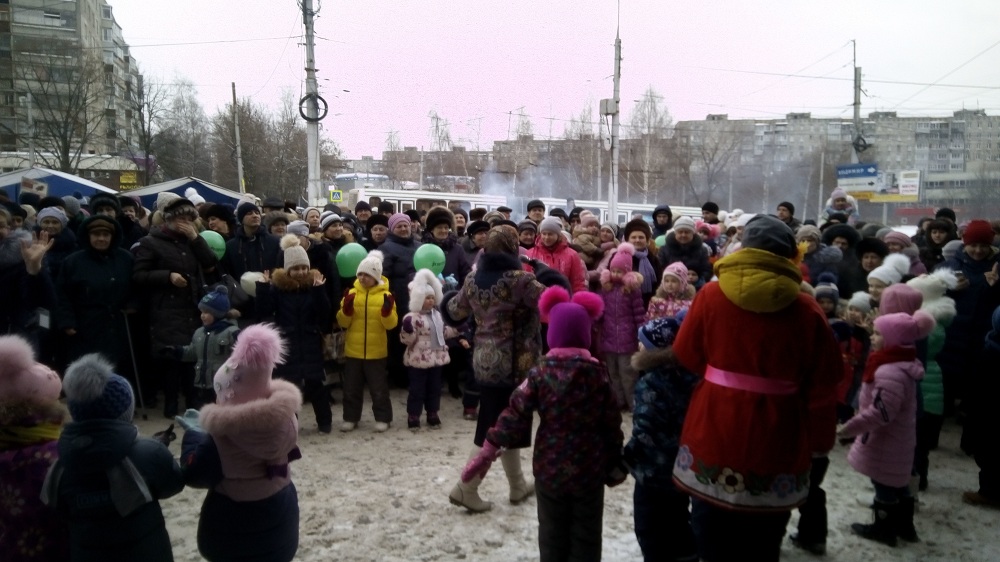 В Октябрьском районе прошли Масленичные гуляния