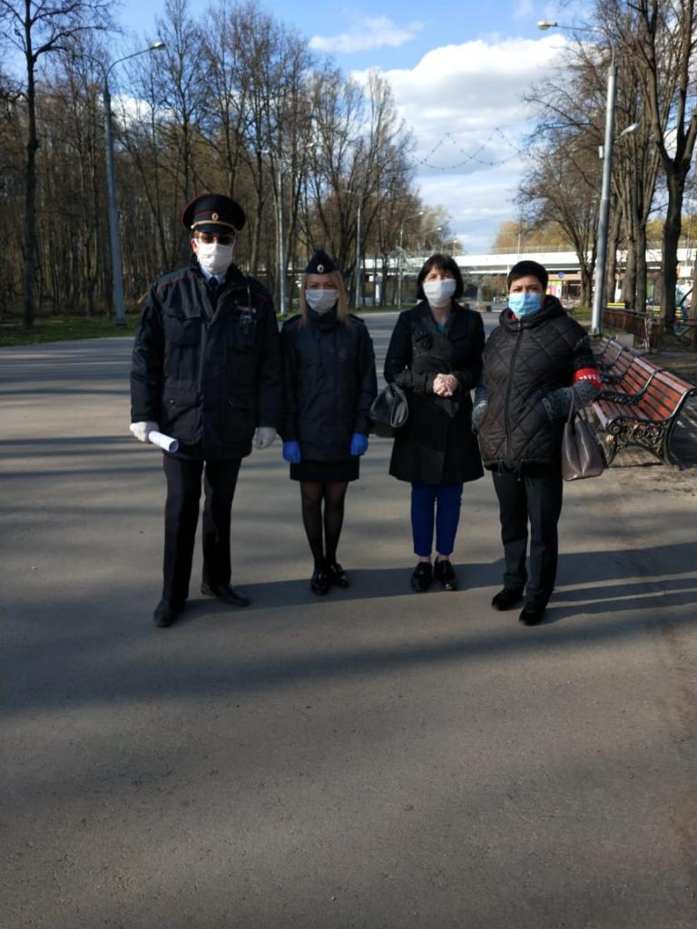 Дружинники Советского района продолжают оказывать помощь полиции в проверке соблюдения ограничительных мер гражданами