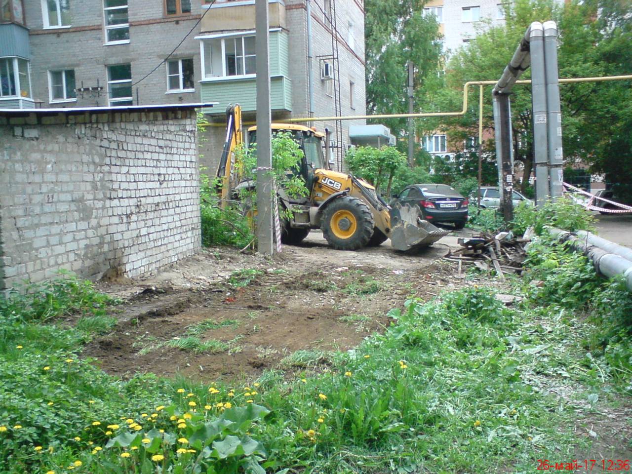 В Железнодорожном районе принудительно осуществлен снос сарая