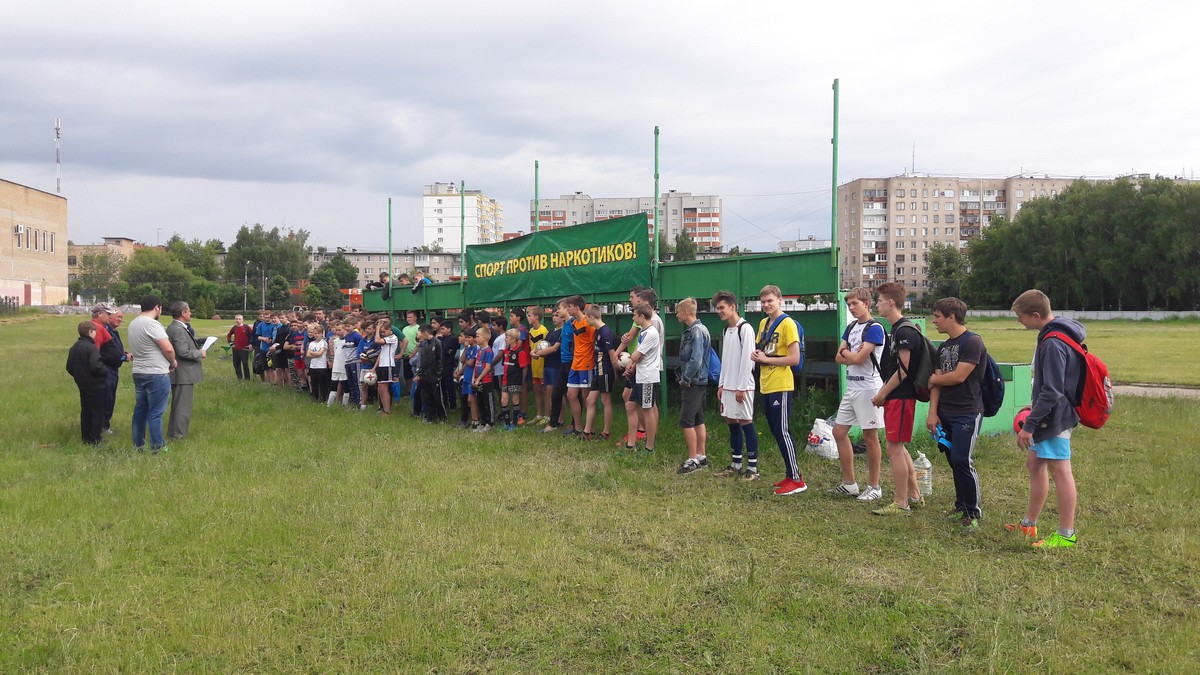 На стадионе РГАТУ прошли соревнования по мини-футболу 28.06.2017