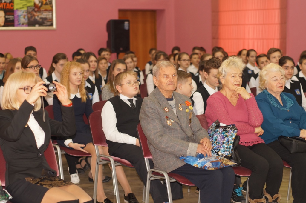 В Советском районе состоялось мероприятие, посвященное 75-ой годовщине начала контрнаступления советских войск против немецко-фашистских войск в битве под Москвой