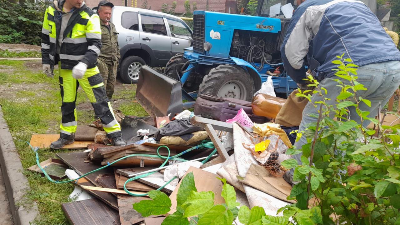 Вывоз несанкционированной свалки