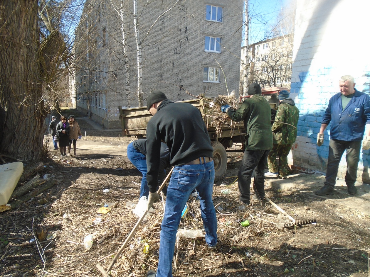 Префектурой Московского района организованы работы по ликвидации несанкционированной свалки  12.04.2018