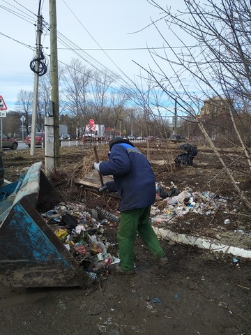 В Московском районе продолжается весенний месячник по благоустройству и санитарной очистке терриитории города Рязани 06.04.2022