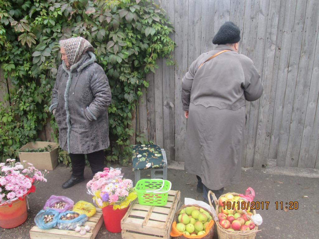 Осуществляется контроль за уличной торговлей