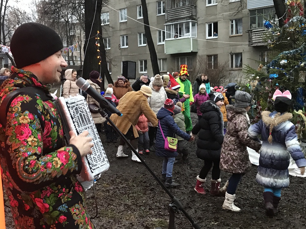 В ТОСах Октябрьского района стартовали праздники, посвященные Новому году