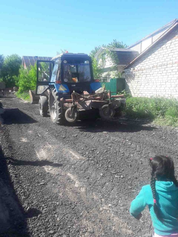 В Московском районе организованы работы по отсыпке дорог 29.05.2018