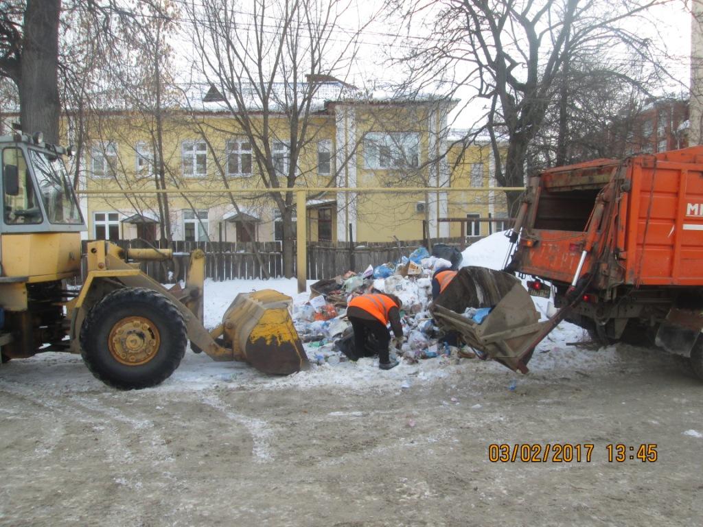 Ликвидирована несанкционированная свалка на улице Садовой