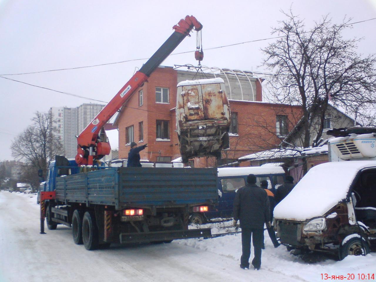 Проведены мероприятия по принудительной уборке кузовов брошенных разукомплектованных автомобилей