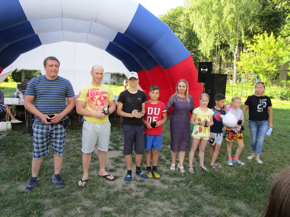 В Московском районе прошел яркий и веселый праздник «А у нас во дворе» 04.07.2019