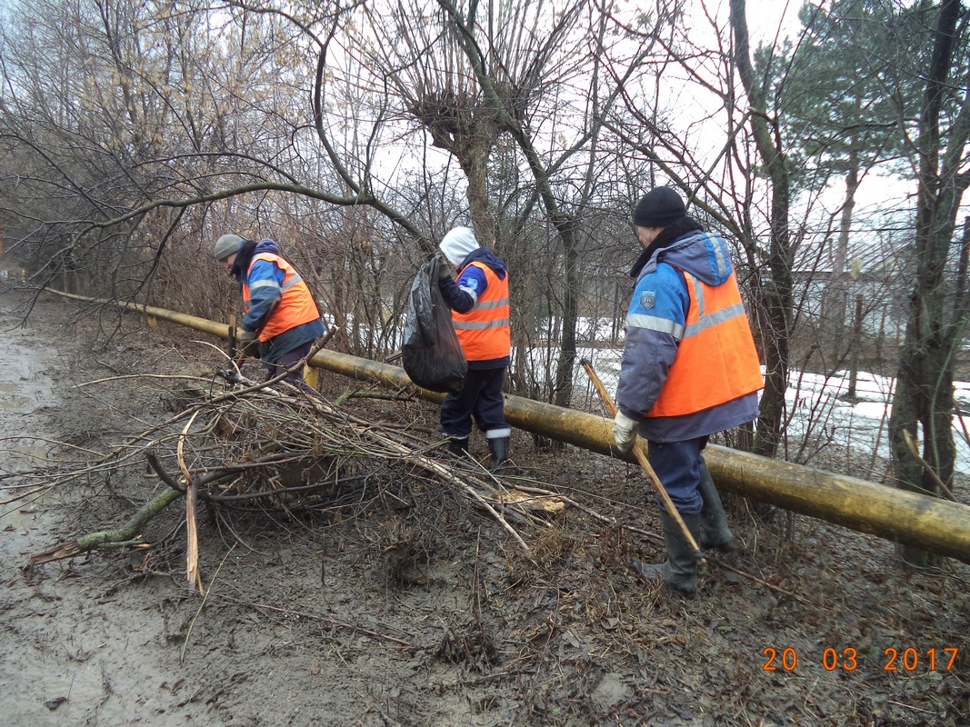 В Московском районе продолжаются работы по уборке территорий 21.03.2017