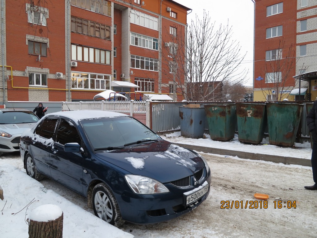 Приняты меры по устранению парковки вблизи контейнерной площадки дома 17 по улице Семинарская